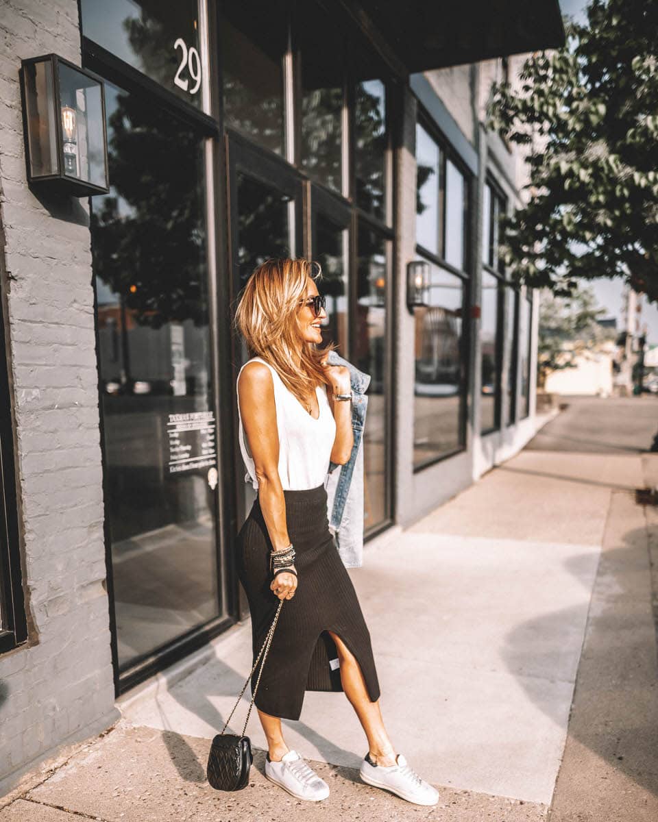 Fashion Blogger Karina Reske wears Black and White for Indy 500 | Macy's partnership | Free people | Indy 500 inspired look