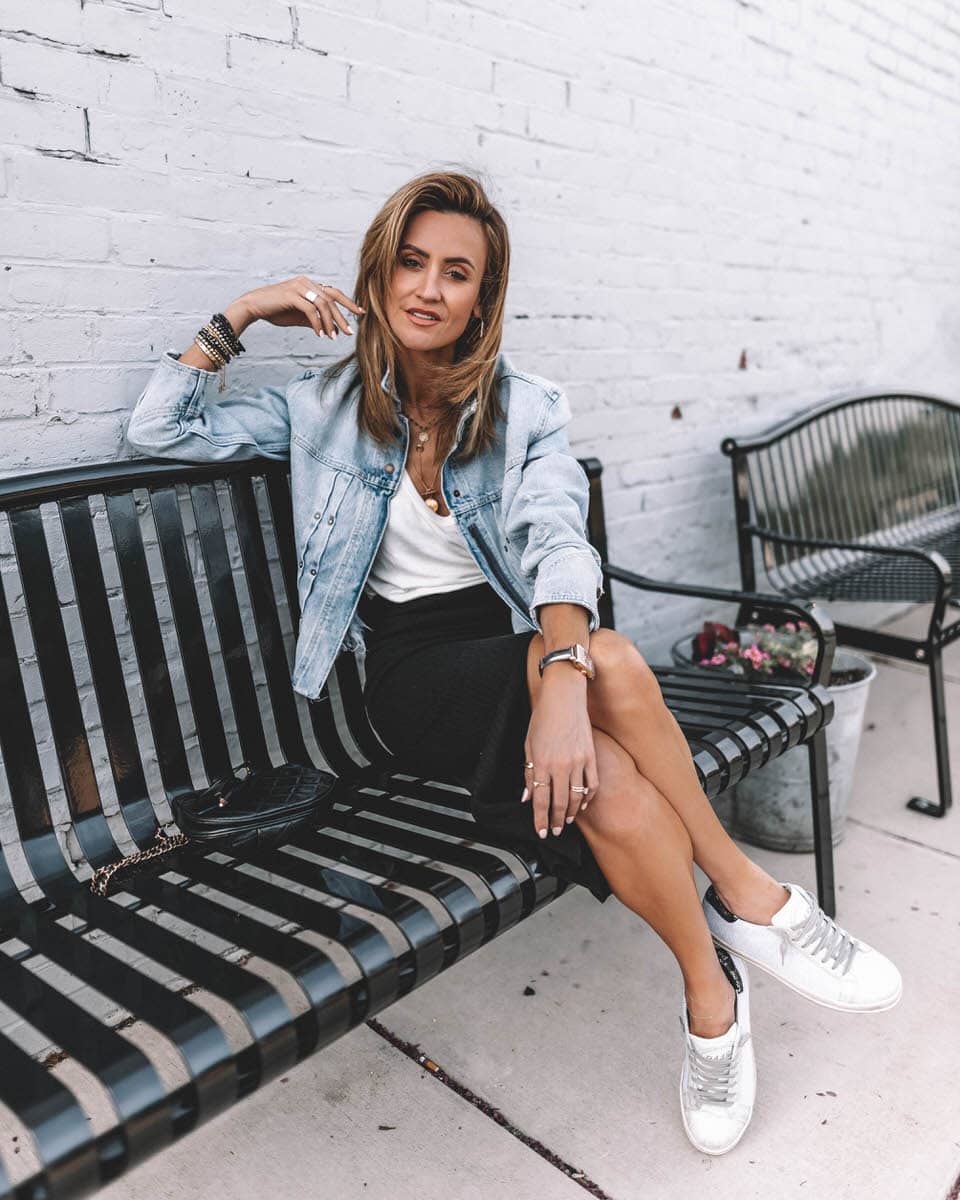 Fashion Blogger Karina Reske wears Black and White for Indy 500 | Macy's partnership | Free people | Indy 500 inspired look