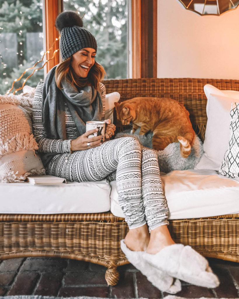 Lifestyle Blogger Karina Reske wearing cozy pj's fuzzy slippers cashmere oversized scarf pom pom beanie beanie outfit