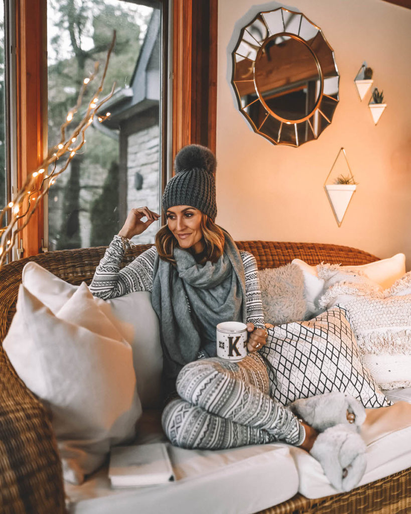 Lifestyle Blogger Karina Reske wearing cozy pj's fuzzy slippers cashmere oversized scarf pom pom beanie beanie outfit