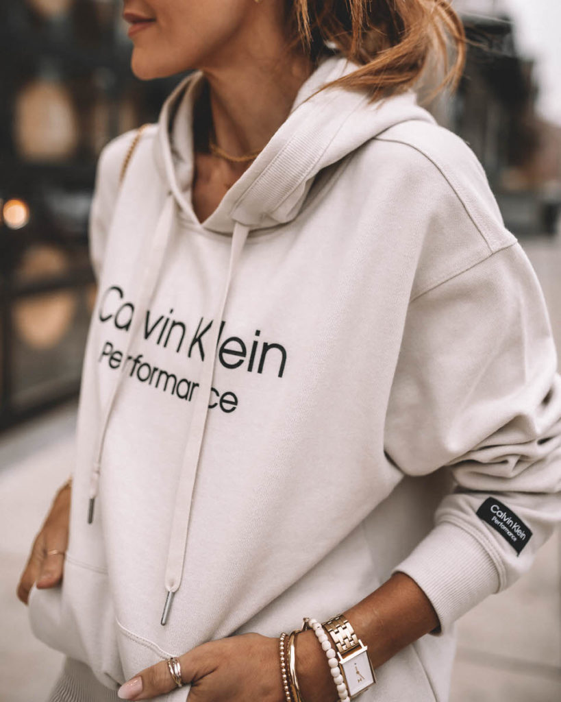 Iconic gift ideas, Calvin Klein sweatshirt