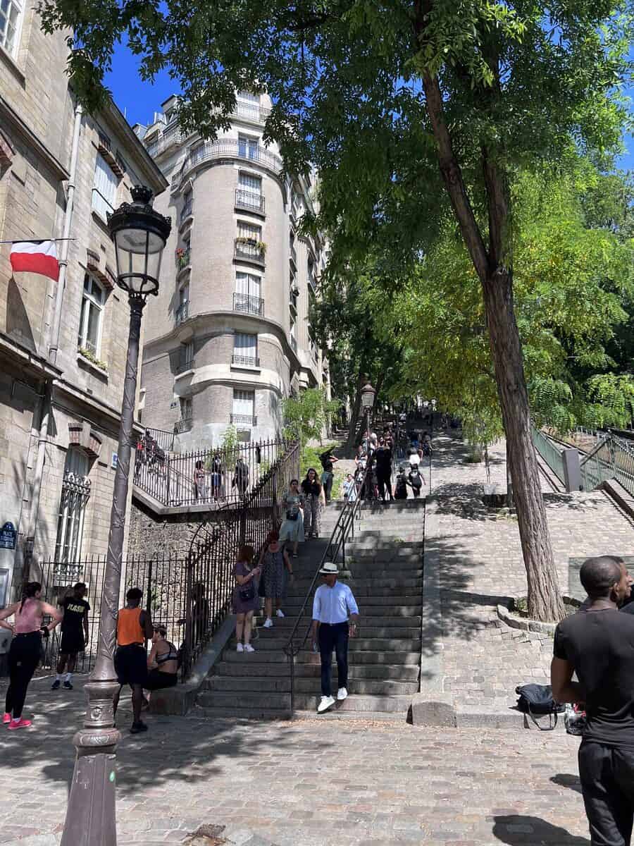 Steps to sacré-cœur